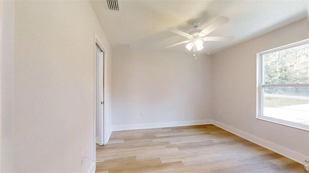 Spacious, unfurnished interior of a new home in , Dunnellon (Image 23). Spacious, unfurnished interior of a new home in , Dunnellon (Image 23).