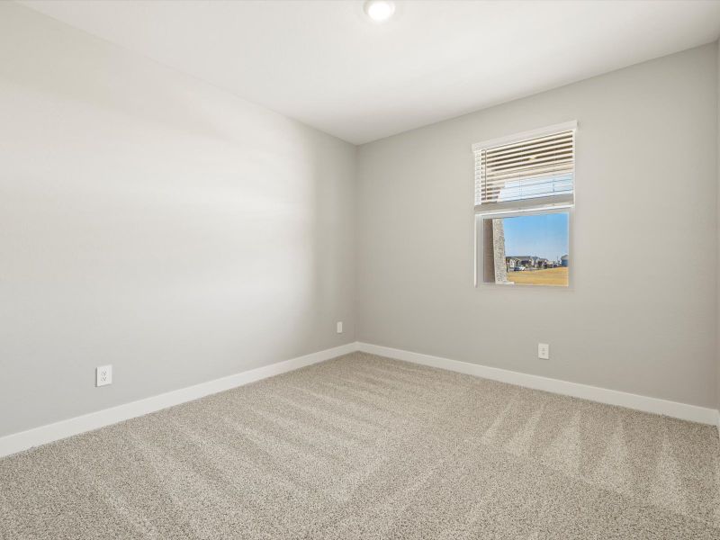 Spacious, unfurnished interior of a new home in White Tank Foothills Reserve Series, Waddell (Image 14).