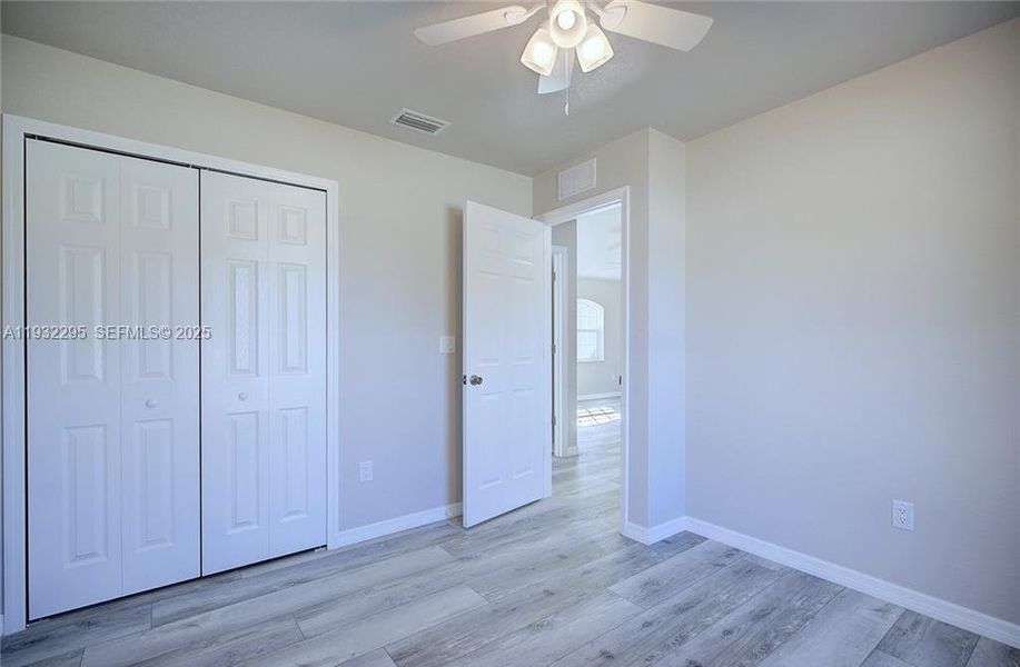 Spacious, unfurnished interior of a new home in , Avon Park (Image 24).