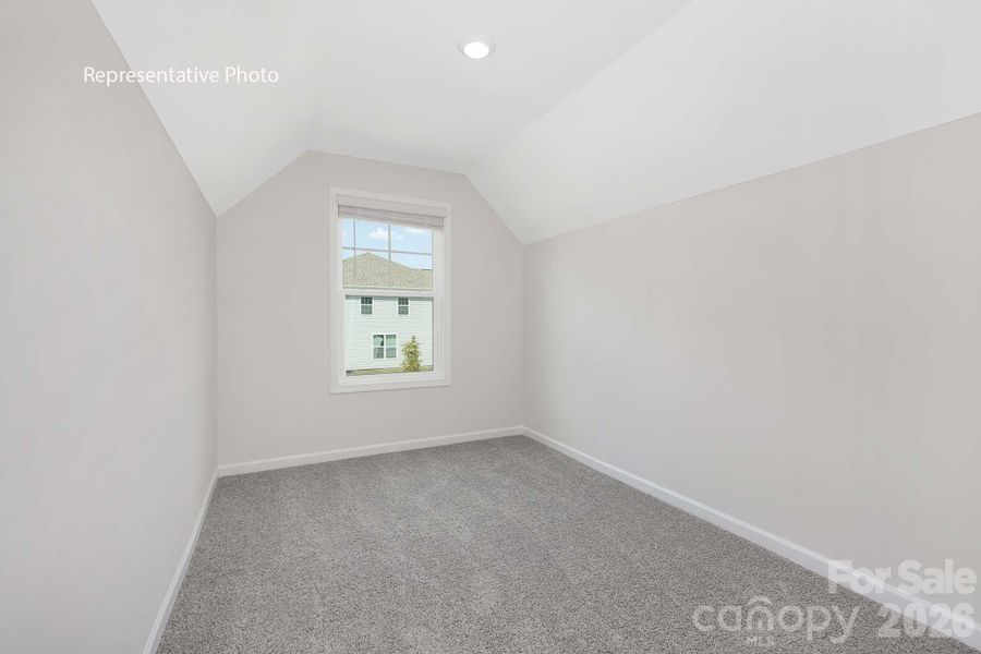 Spacious, unfurnished interior of a new home in Sylvan Creek, Denver (Image 23).