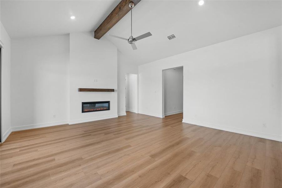Spacious, unfurnished interior of a new home in Rosenthal Estates, Lorena (Image 25). Spacious, unfurnished interior of a new home in Rosenthal Estates, Lorena (Image 25).