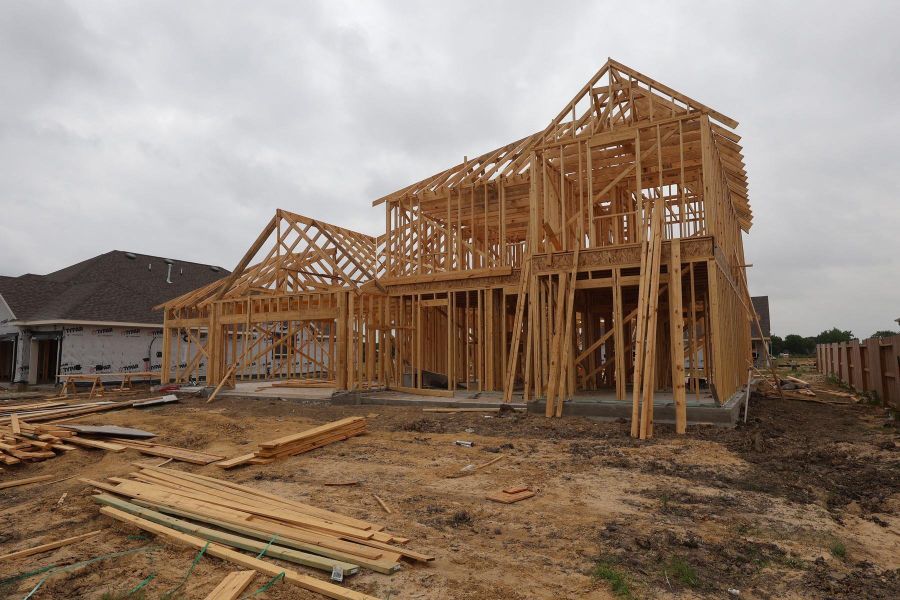 Two story home with 4 beds, 3.5 baths, and 3 car garage