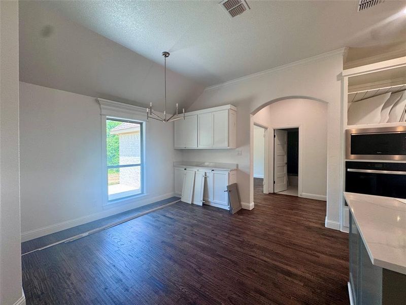 Spacious, unfurnished interior of a new home in , Weatherford (Image 34). Spacious, unfurnished interior of a new home in , Weatherford (Image 34).