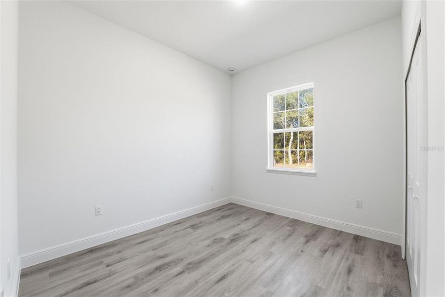 Spacious, unfurnished interior of a new home in , Ocala (Image 27).