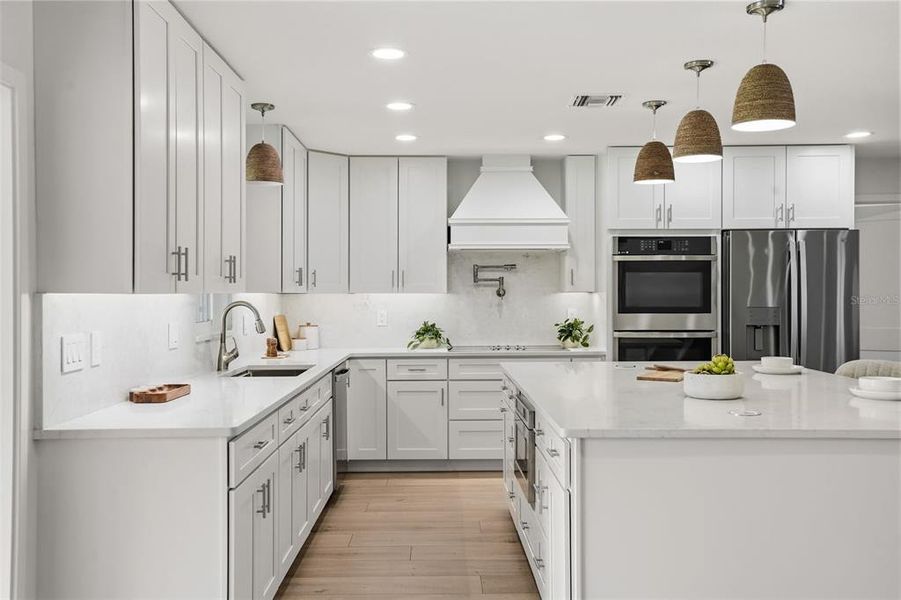 Furnished interior view inside a new home in , Umatilla (Image 32).