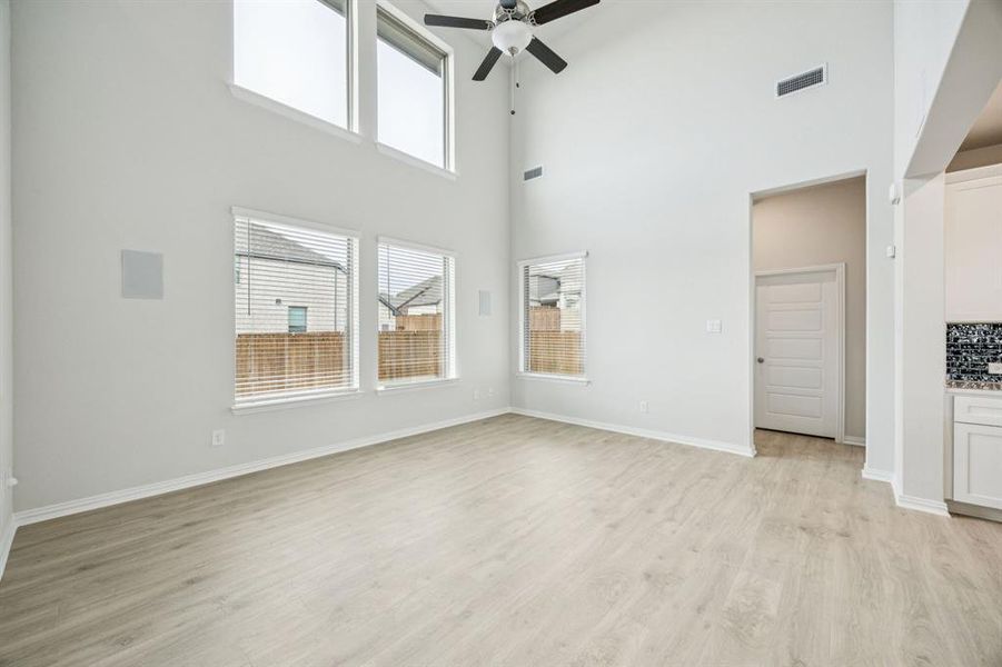 Spacious, unfurnished interior of a new home in Bel Air Village, Sherman (Image 11). Spacious, unfurnished interior of a new home in Bel Air Village, Sherman (Image 11).