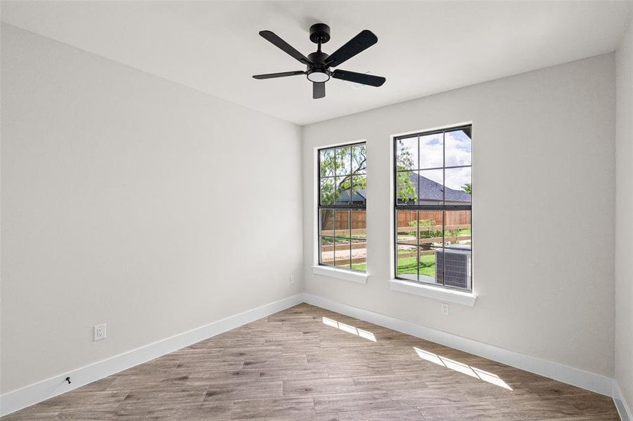 Spacious, unfurnished interior of a new home in , Granbury (Image 22).