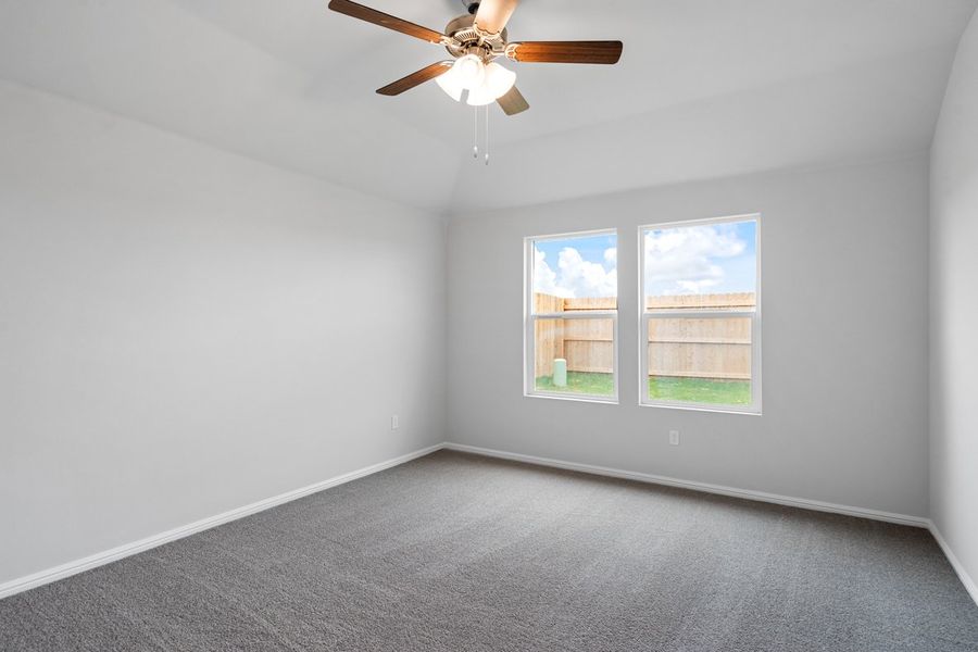 Representative unfurnished interior of a home built from the TAYLOR by D.R. Horton in Faculty Row, Abilene (Image 38).
