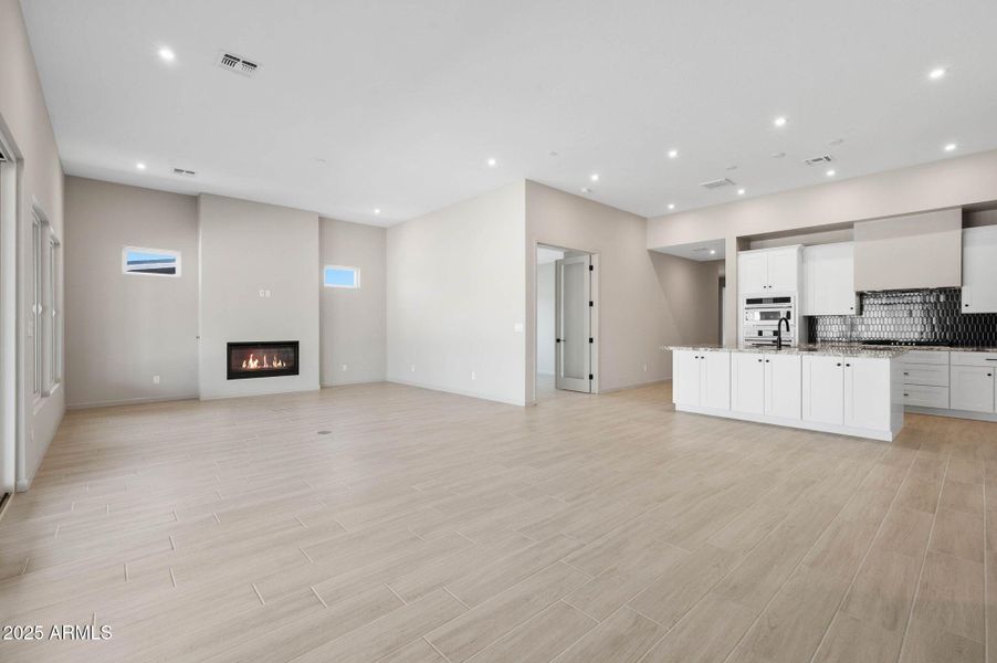 10-Great Room (5) 10-Great Room (5)