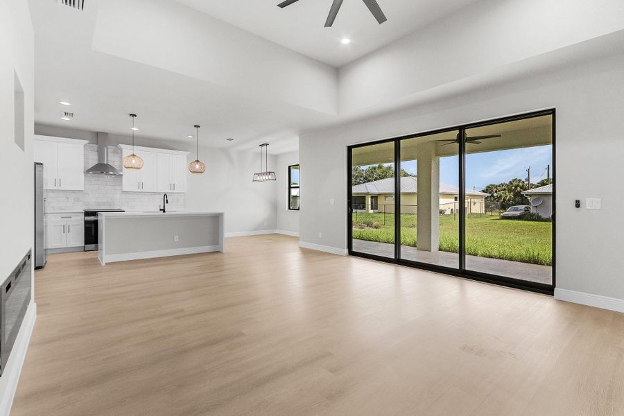 Image 32 of a home in . Image 32 of a home in .