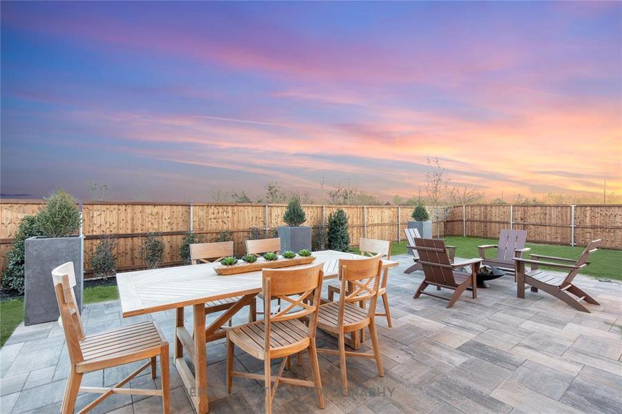 Exterior details and patio area of a home in Canyon Creek Estates, Sherman (Image 3).