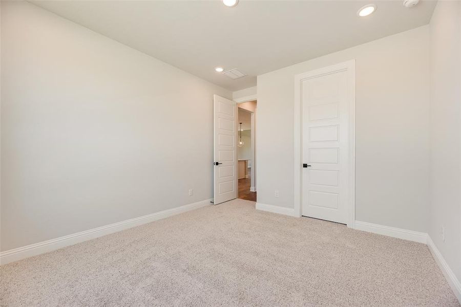 Spacious, unfurnished interior of a new home in Villages of Creekwood, Frisco (Image 23). Spacious, unfurnished interior of a new home in Villages of Creekwood, Frisco (Image 23).