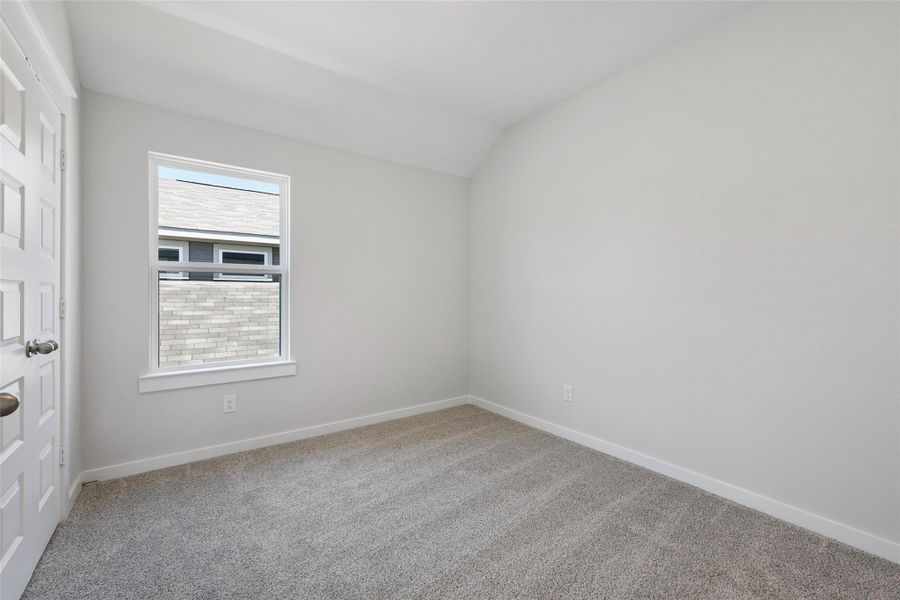 Spacious, unfurnished interior of a new home in Mostyn Springs, Magnolia (Image 25).