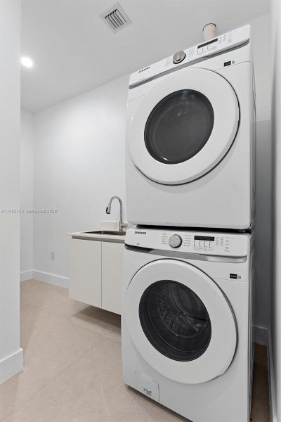 Image 41 of a home in .