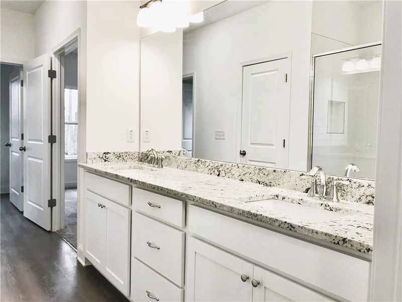 Furnished interior view inside a new home in , Waleska (Image 8).