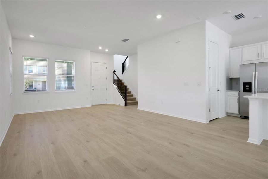 Spacious, unfurnished interior of a new home in Serenade at Ovation, Winter Garden (Image 28).