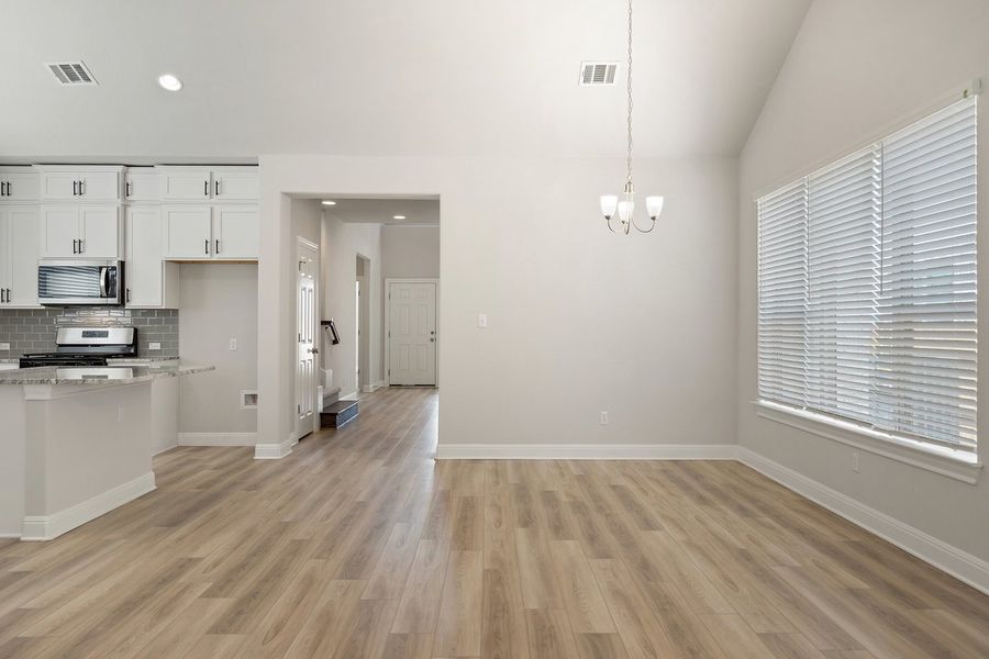 017_mm_04083_1 017_mm_04083_1