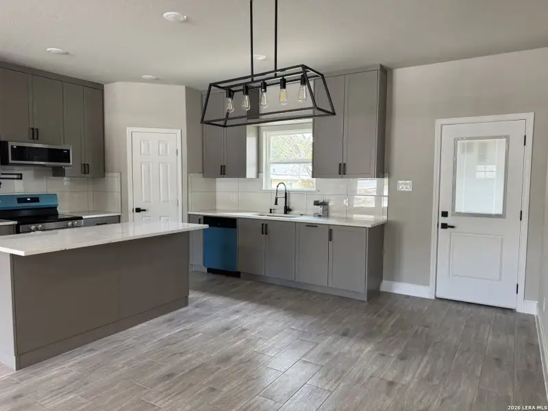 Furnished interior view inside a new home in , Spring Branch (Image 4).