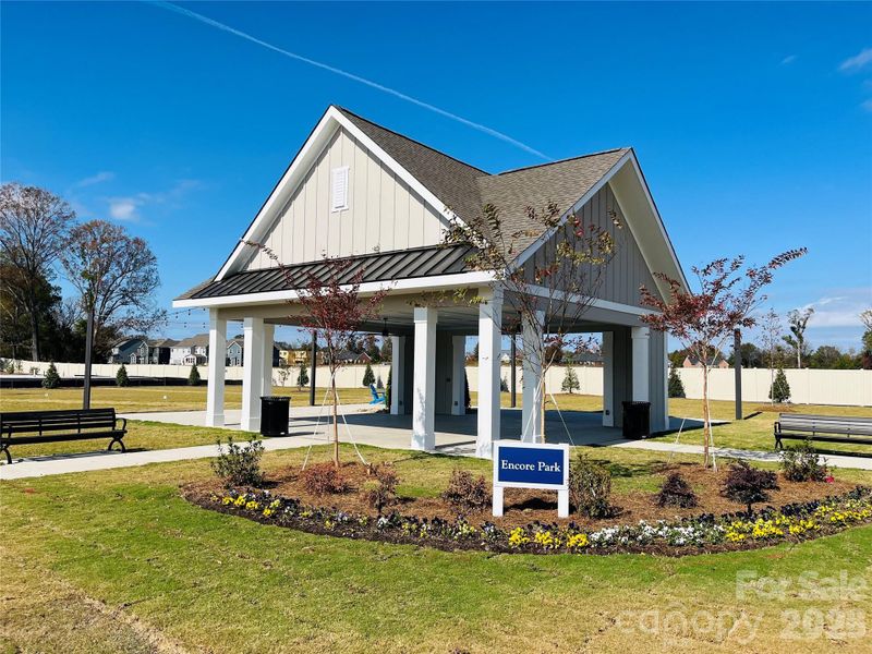 Community amenities in Encore at Harmony, Harrisburg (Image 3).