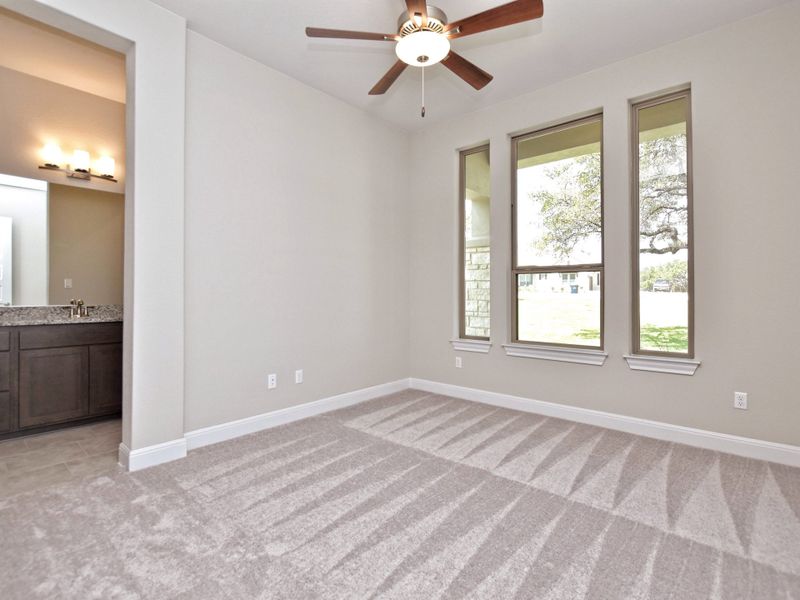 Representative unfurnished interior of a home built from the Siena III by Giddens Homes in Clearwater Ranch, Liberty Hill (Image 230).