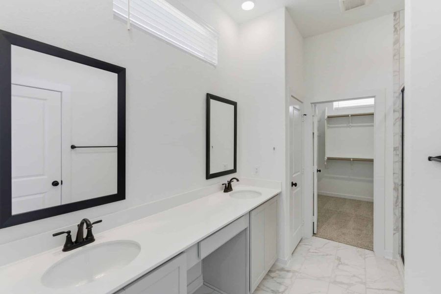 Representative furnished interior of a home built from the Shea by Chesmar Homes in The Crossvine – Garden Homes, Schertz (Image 7). Representative furnished interior of a home built from the Shea by Chesmar Homes in The Crossvine – Garden Homes, Schertz (Image 7).