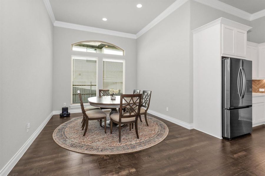 Furnished interior view inside a new home in Artavia 70′, Conroe (Image 8).