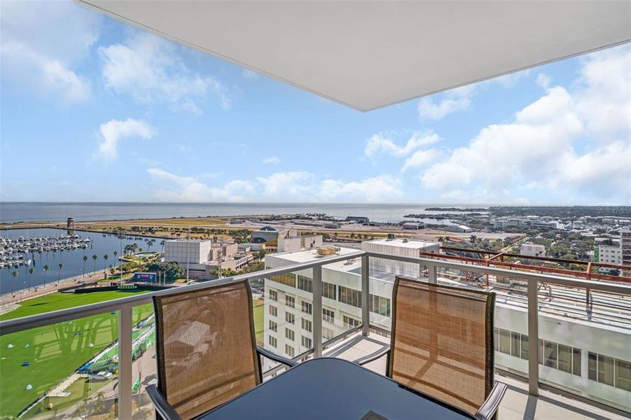 Condo located in St. Petersburg, FL showcasing its design and architecture (Image 26). Condo located in St. Petersburg, FL showcasing its design and architecture (Image 26).