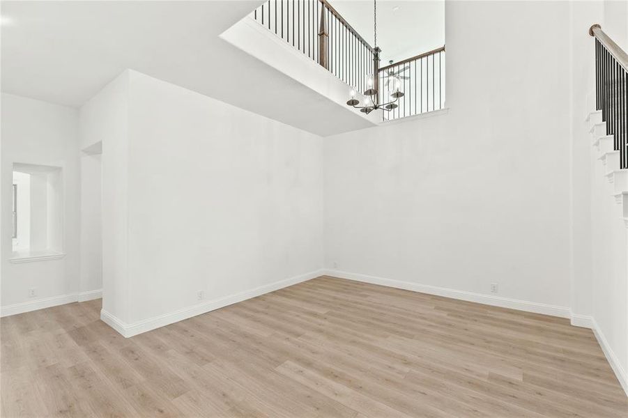 Spacious, unfurnished interior of a new home in Crystal Lake Estates, Red Oak (Image 36).