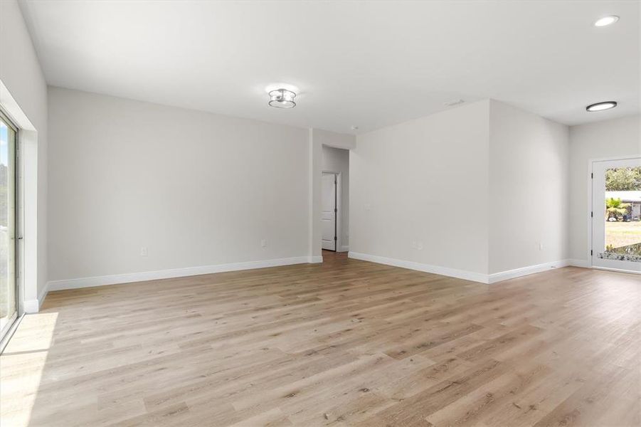 Spacious, unfurnished interior of a new home in , Port Charlotte (Image 14). Spacious, unfurnished interior of a new home in , Port Charlotte (Image 14).
