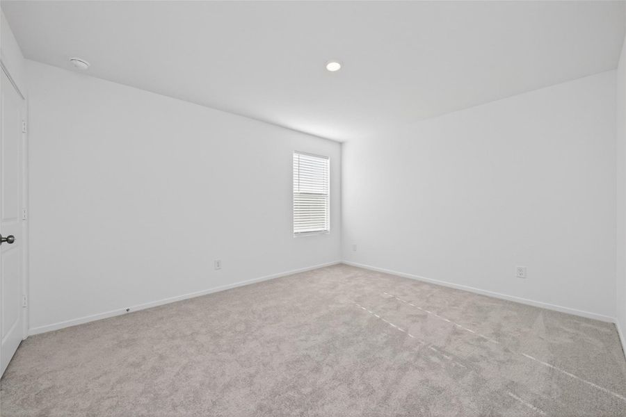 Spacious, unfurnished interior of a new home in , Houston (Image 18).