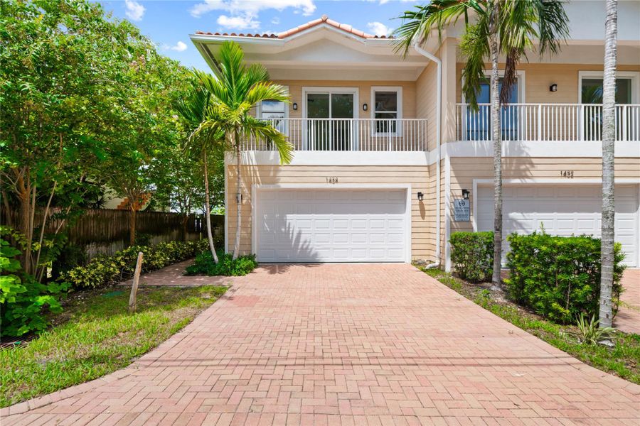 Front exterior of a new home in , Fort Lauderdale, FL, highlighting curb appeal (Image 18).