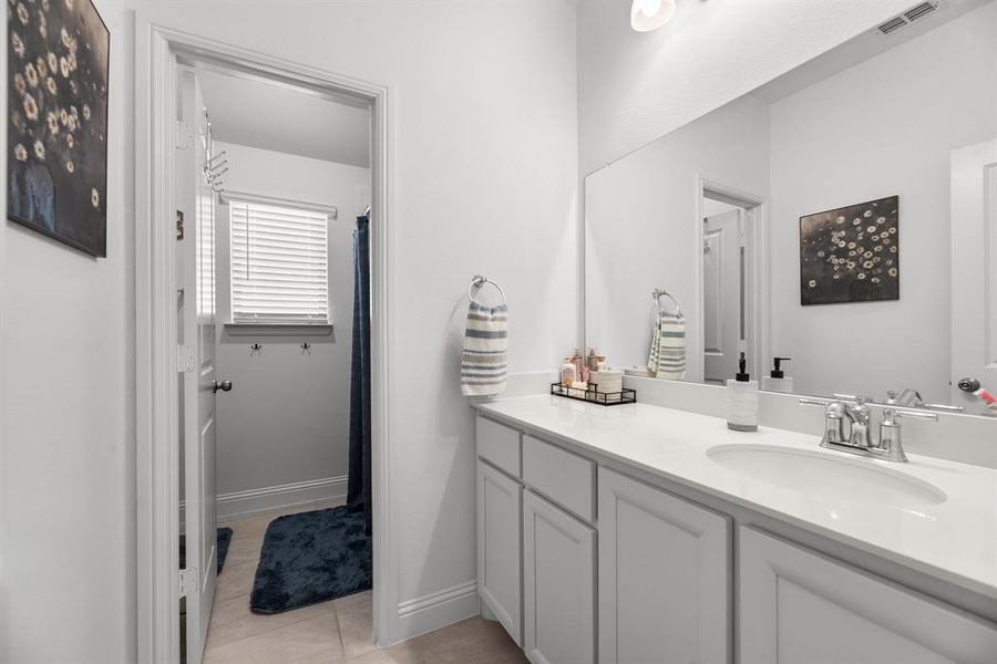 Furnished interior view inside a new home in , Nevada (Image 24). Furnished interior view inside a new home in , Nevada (Image 24).