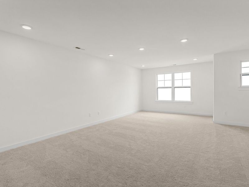 Spacious, unfurnished interior of a new home in Benders Cove, Mount Juliet (Image 39).