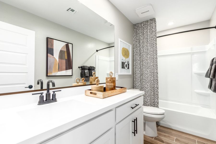 Representative furnished interior of a home built from the 40R3 by Taylor Morrison in Rancho Mercado, Surprise (Image 33).