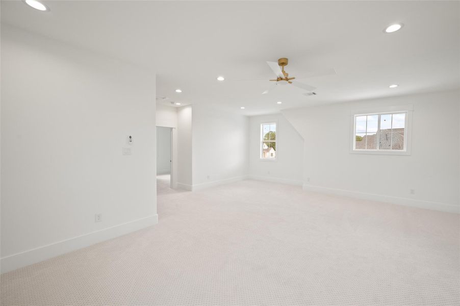 Spacious, unfurnished interior of a new home in , Montgomery (Image 43).