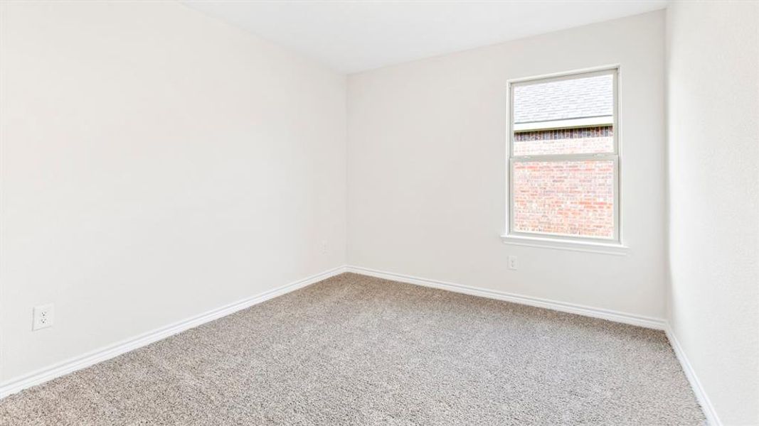 Spacious, unfurnished interior of a new home in Bel Air Village, Sherman (Image 22).