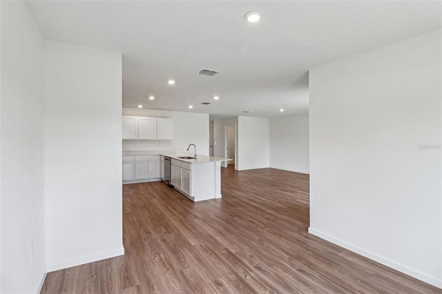Spacious, unfurnished interior of a new home in Sumter Villas, Sumterville (Image 32).