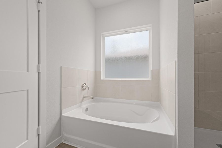 Furnished interior view inside a new home in Lakes at Crockett Martin, Conroe (Image 10).