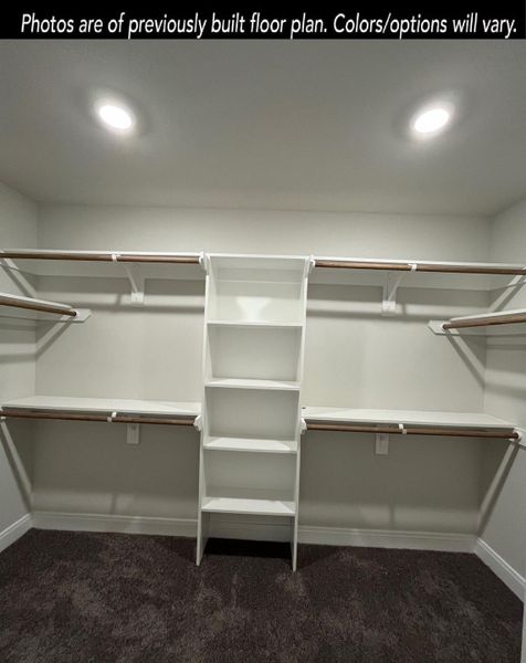 Image 17 of a home in Encino Estates.