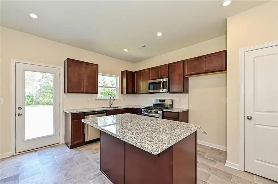 Furnished interior view inside a new home in Hawks View, Ringgold (Image 7).
