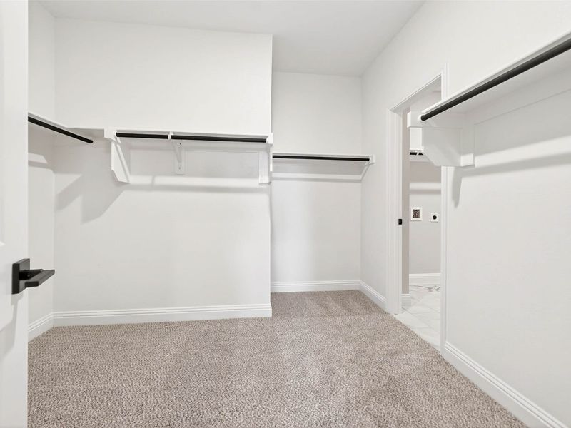 Spacious, unfurnished interior of a new home in Parks at Foster Crossing, Anna (Image 24).