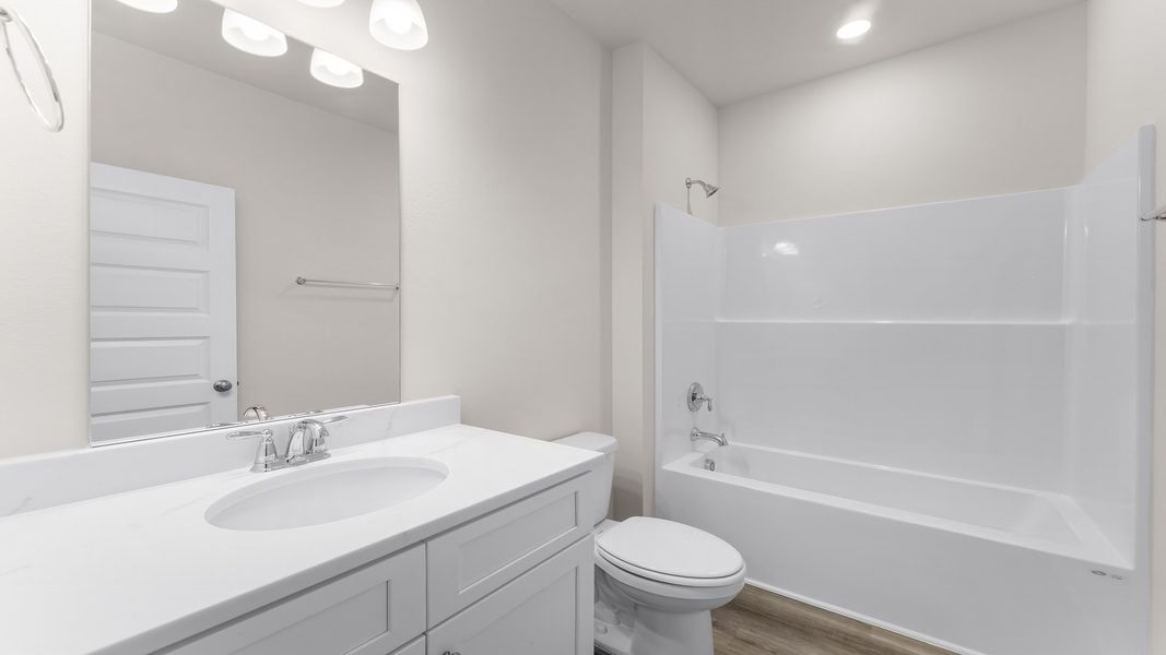 Furnished interior view inside a new home in Hodges Bayou Plantation, Panama City (Image 6). Furnished interior view inside a new home in Hodges Bayou Plantation, Panama City (Image 6).