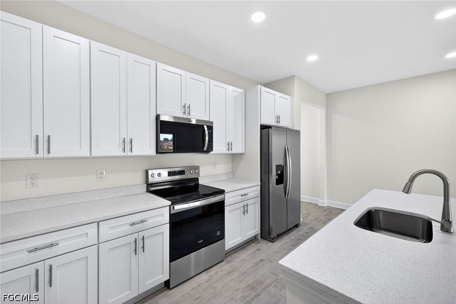 Furnished interior view inside a new home in Cape Coral, Cape Coral (Image 4).