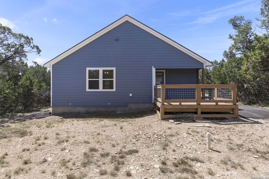 Exterior details and patio area of a home in , Bandera (Image 21).