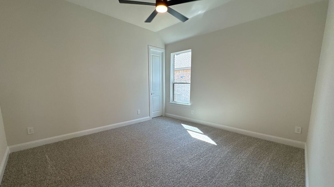 Spacious, unfurnished interior of a new home in Peachtree Meadows, Rockwall (Image 24). Spacious, unfurnished interior of a new home in Peachtree Meadows, Rockwall (Image 24).