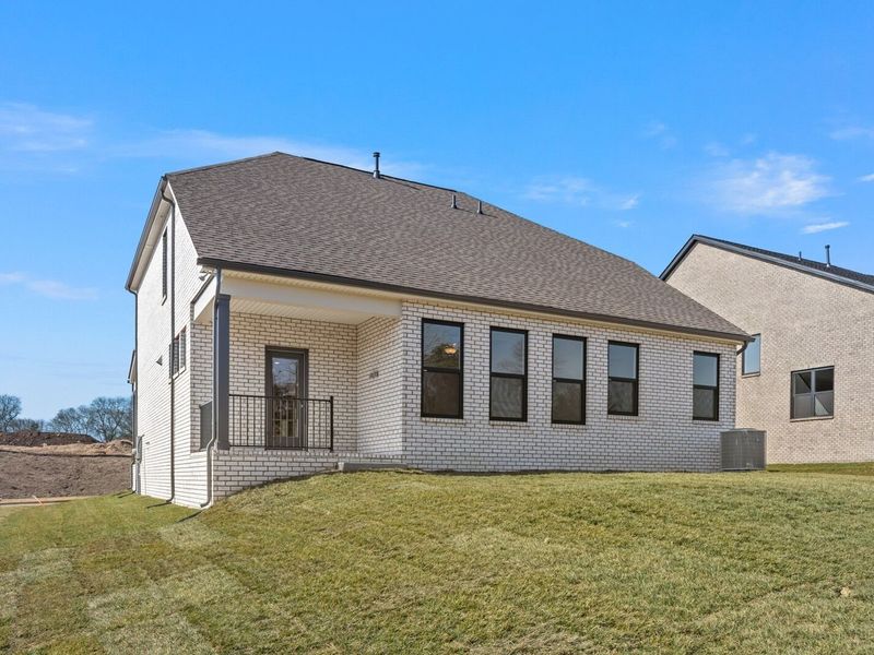 Exterior details and patio area of a home in Benders Cove, Mount Juliet (Image 23).