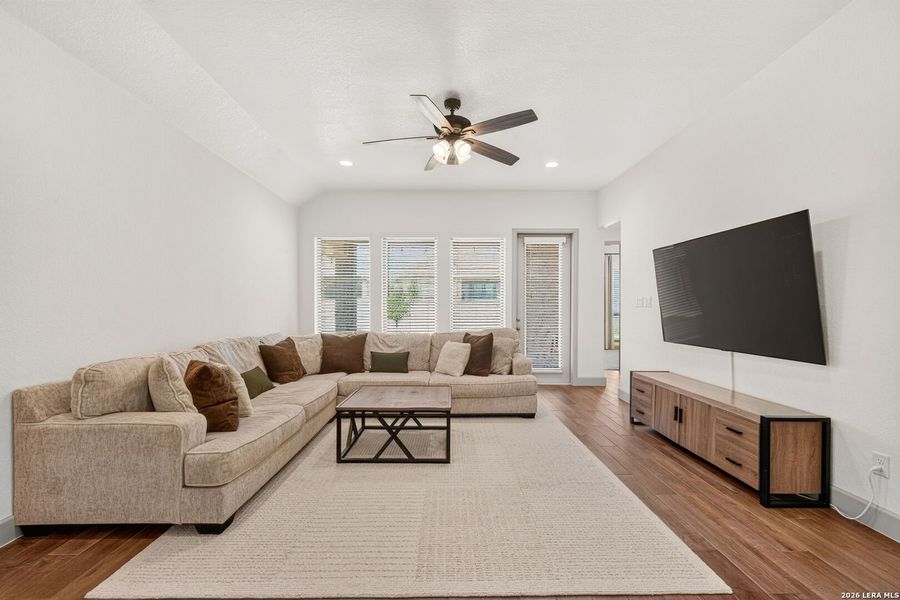 Furnished interior view inside a new home in Kallison Ranch, San Antonio (Image 18). Furnished interior view inside a new home in Kallison Ranch, San Antonio (Image 18).