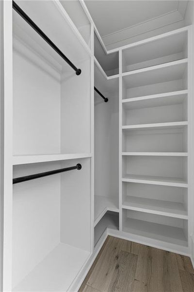 Image 84 of a home in .