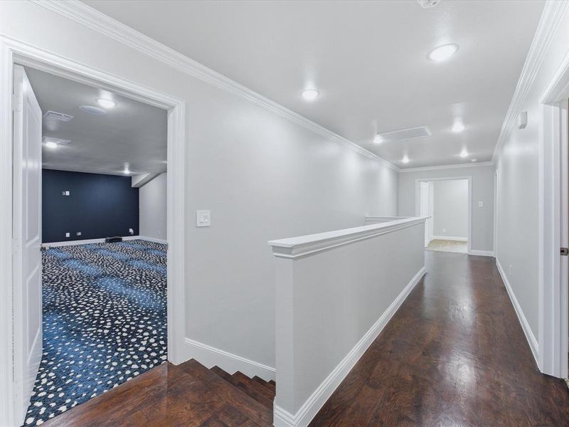 Spacious, unfurnished interior of a new home in , Edgewood (Image 19).