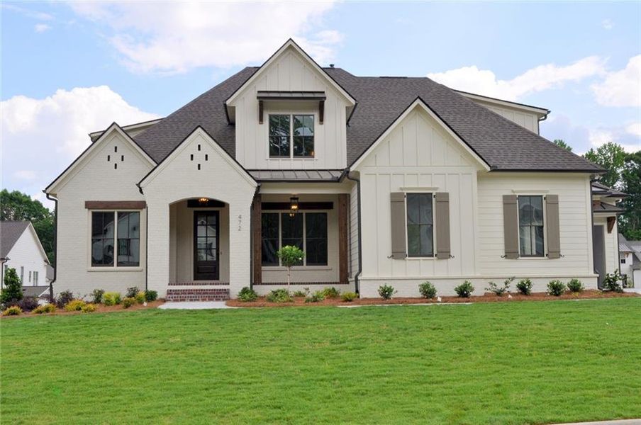 Front exterior of a home in the Woodford community, located in Marietta, GA (Image 9).